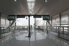 试乘合肥地铁三号线，从磨店职教城到火车站只用了18分钟，太方便视频封面