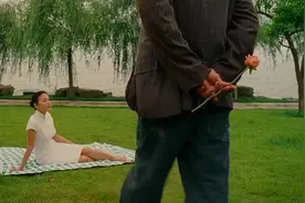 长江七号：男子对美女说：说真得，我觉得我好英俊啊，不骗你。视频封面