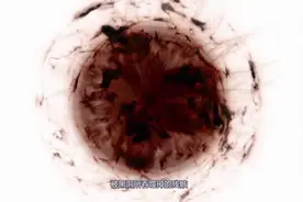 宇宙可能正处于一个黑洞之中。视频封面