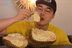 一次吃一整个榴莲，居然还说吃的不过瘾？