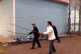 哈尔滨形意拳名家杨玉成老师指导弟子车派形意枪法视频封面
