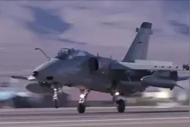 意大利AMX“旱鸭海鹞”多用途轻型攻击机视频封面