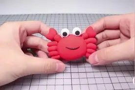 猫小帅手工之粘土螃蟹：肥嘟嘟的可爱螃蟹，你为什么这么红呢？视频封面