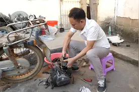 摩托车中缸要怎么维修，专业修车师傅为你讲解，思路清晰容易学会视频封面