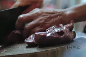 舌尖上的广东顺德：这才真正的早餐，烧酒配生滚粥，味道更不用说视频封面