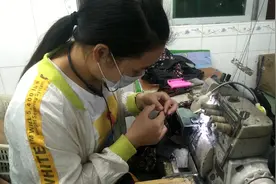 广东潮汕无缝内衣厂车间这技术应该有十几年的工领才做到