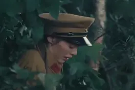 影视：女特务装肚子疼方便，用作手帕作记号，不料被识破将计就计视频封面