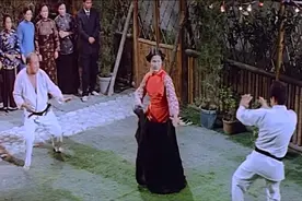 影视：美女用中国武术单挑两个日本武士，精彩视频封面