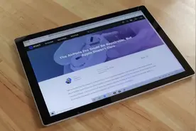 Surface Pro 7 拆解，再次1分？【iFixit】视频封面