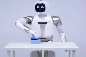 来看看国内的优必选Walker机器人能实现哪些功能，你有什么启发？视频封面