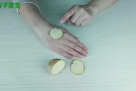 脸上的痘痘真的影响美观，坚持用土豆片敷脸，帮你重拾好皮肤视频封面