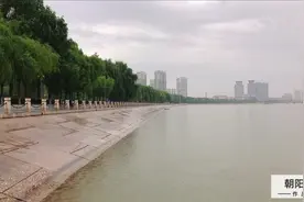 辽宁朝阳：燥热随风去，凌河秋雨疾