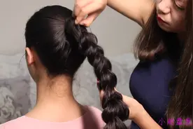 头发太长怎么扎好看？简单几步轻松搞定，这么特别的马尾不学太亏