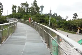 贯穿厦门全岛，起点于狐尾山的空中步道，它会如何延伸至观音山　视频封面