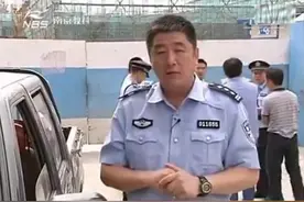 (宏琪说交通)风吹大门刮了车-这种事故怎么赔？视频封面