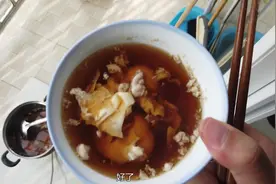 媳妇来大姨妈肚子不舒服，吃一碗红糖煮鸡蛋就好了，来跟着我做吧视频封面