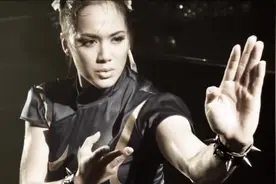 【真人演示】动作模仿的最像的春丽！街霸春丽 Vs 最终幻想7Tifa视频封面