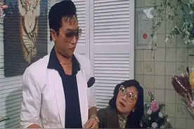 有钱人真会玩！一千块买一枝花送喜欢的女生，花店老板惊呆了