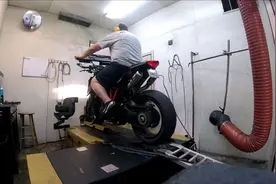 KTM 1290 SDR超级公爵改装排气声浪合集视频封面