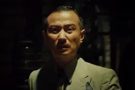 大叔叫“马走日”，这下倒了霉了，被人说别住腿儿了