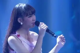 泰国清纯美女泰国好声音上翻唱《Pretty Boy》，别有一番滋味视频封面