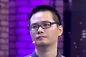 妻子为还债卖车，一通电话揭穿秘密，丈夫当场大怒！视频封面