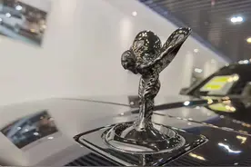 膨胀的进来看看 劳斯莱斯库里南BB版地表最贵的SUV 外观内饰实拍图片