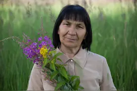 老年人护发“在精不在多”，准备3样就够了，头发乌黑有光泽图片