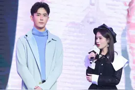 于朦胧和鞠婧祎合照，俊男美女太养眼图片