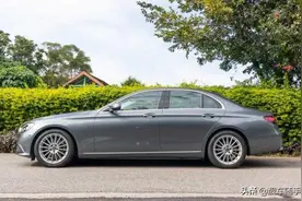 梅赛德斯-奔驰 E200 Exclusive延续品牌领先地位图片