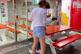 37岁韩流鼻祖被曝恋情，生日和网红外出同游，身份被扒曾互动频繁图片