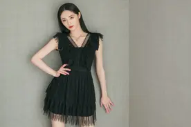浙江美女周洁琼，黑色蕾丝纱裙黑长直发，网友：这颜值太美了图片