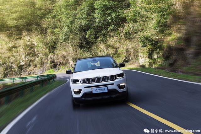 改款指南者220T首试：更好的机械素质&更入门的Trailhawk