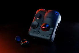 北通G2组合手游手柄上手实测，一键玩法助力，堪称王者吃鸡神器图片