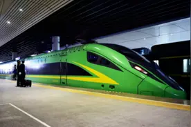 速看！11日起西安增开“绿巨人”动车组，途经延安、榆林等地......图片