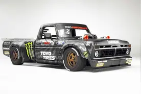 漂移大师Ken Block（砖叔）驾驶1977年福特F-150像父亲致敬视频封面