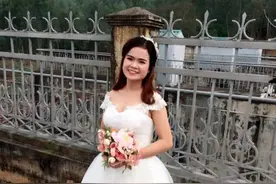 越南女孩向残疾小伙表白被拒仍不放弃，如今两人结婚3年生活幸福图片
