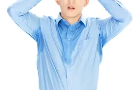 夏天出汗就是排毒？这几种异常出汗，小心预示着大麻烦图片