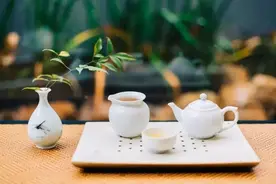 农村老话：“不怕蛤蟆进家门，就怕三树立门头”，三树是哪三树？图片