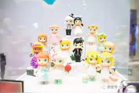 泡泡玛特上市：市值超千亿港元 王宁靠盲盒引领潮玩文化图片