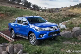丰田最靠谱的皮卡，50年都开不坏，就是价格有点贵图片