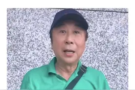 太太太赞！冯巩牵挂灾区，献出爱心图片