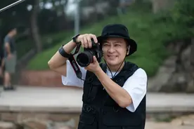 500万人点赞青岛版《我和我的家乡》于毅一人分饰八角色带您玩青岛！图片