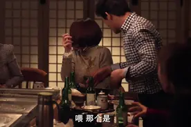 不小心水泼到女生身上，你会怎么处理图片
