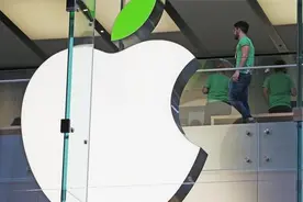 苹果开始清仓，iPhone11降价1600元，从高端旗舰跌成中端价格图片