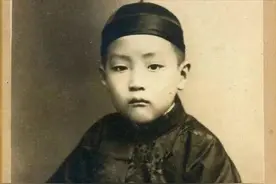 中国超级牌面的婴儿：出生时军队保护产房，鸣13响礼炮为他庆生图片