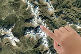 发财啦，青海火流星重达430吨！陨石落点在这里，很难捡图片