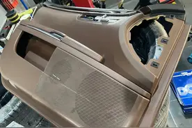 怪兽修车：翻新一辆残损异响的奔驰S400L，满血复活变新车图片