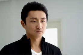 一个凤凰男的算计：在城市立足太难，现实面前我只想找有钱城市女图片