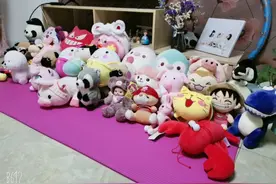 抓娃娃趣谈：一次至少抓5个！图片